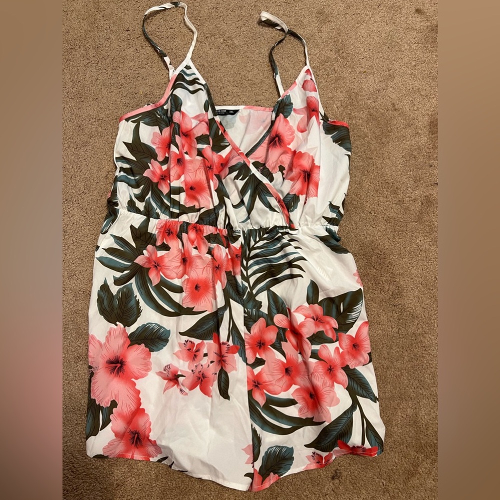 SHEIN Curve Romper